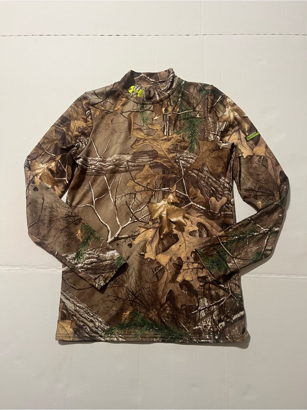 Under Armour Boys Real-Tree camo long sleeve